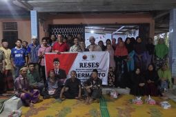 Ketua DPRD Sekadau reses dan buka bersama di Suka Damai