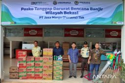 Jasamarga Transjawa Tol salurkan bantuan bahan pokok untuk korban banjir Bekasi