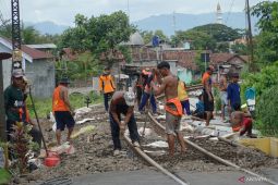 Daop Madiun percepa perbaikan prasarana jelang angkutan Lebaran 2025