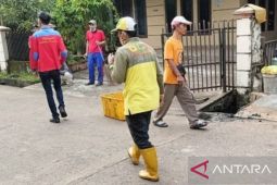 Pemkot Palembang  keruk semua drainase air cegah banjir