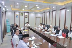 Wabup Tanjabbar Katamso ikuti peluncuran IPKD MCP 2025 KPK secara virtual