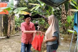 Lapas Tanjungpandan bagikan bansos kepada keluarga WBP dan masyarakat