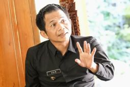 Bupati Purwakarta segera memperbaiki jalan rusak