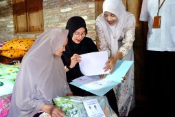 Banyuwangi urus dokumen administrasi kependudukan warga miskin