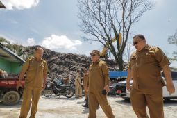 Tumpukan sampah di Tanjung Pinggir Pematangsiantar setinggi 25 meter