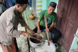 Masjid Suro Palembang jalankan tradisi bagikan bubur selama Ramadhan