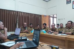 Wabup HST pimpin rapat koordinasi percepatan program bedah 1.000 rumah