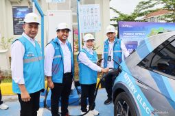 PLN siapkan 1.000 unit SPKLU di jalur Trans Jawa-Sumatera
