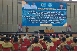 Sorong gandeng kepala sekolah soal sekolah gratis