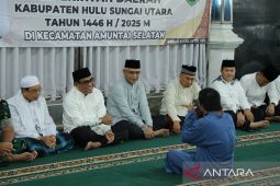 Bupati dan Wabup HSU awali Safari Ramadan di Amuntai Selatan