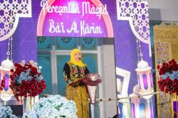 Khofifah meresmikan Masjid Ba'i Al Karim di Jombang