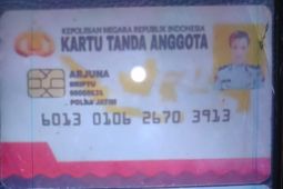 Pelaku penembakan di Lamongan miliki KTA polisi palsu