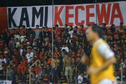 Sepak bola Indonesia-keterjangkauan kelas pekerja