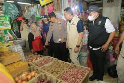 Polda Jatim temukan kecurangan volume Minyakita di Pasar Wonokromo