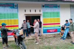 Pemprov Sulbar membantu pemasangan listrik 180 RTS