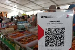 QRIS Bank Kalbar beri kemudahan transaksi UMKM dan pembeli pasar juadah Ramadhan