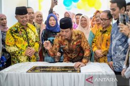 Bupati Bambang Firdaus resmikan gedung baru NICU-PICU di RSUD Dompu