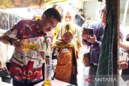 Pemkot Cirebon menemukan selisih berat dan harga MinyaKita di pasaran