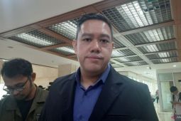 Wakil Ketua Komisi I DPR RI sebut Seskab Teddy tak perlu mundur