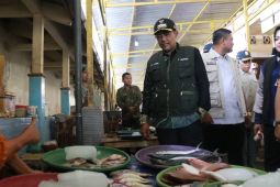 Bupati sebut harga bahan pokok di Probolinggo cukup stabil jelang Lebaran