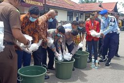 Polres Bengkayang musnahkan 10 kg sabu dari perbatasan Indonesia-Malaysia