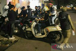 Satpol PP Karawang patroli intensif untuk cegah tawuran dan perang sarung