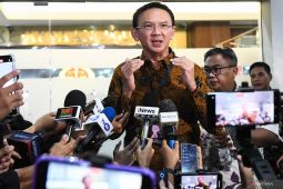 Ahok ditetapkan sebagai tersangka dugaan kasus korupsi tata kelola minyak mentah, benarkah? Cek faktanya