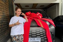 Beli Lexus baru, Inul Daratista ungkap alasan pilih mobil mewah untuk kerja