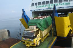 Mudik awal di Pelabuhan Jangkar Situbondo