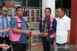 Kejati Sumut tahan 2 tersangka dugaan korupsi pemotongan dana BOS se-Kabupaten Batu Bara