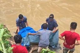 Seorang warga Tabusira ditemukan meninggal di Desa Pudun Jae pasca banjir bandang
