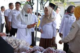 Pinjaman tanpa bunga diluncurkan di Lombok Barat 17 April 2025