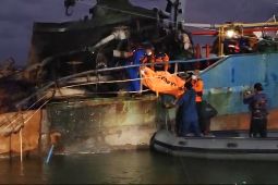 Korban meninggal akibat kebakaran kapal di Lamongan jadi tiga orang