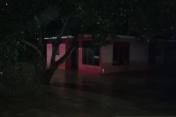 Sungai Batang Angkola meluap, sejumlah desa di Tapsel terendam, warga dievakuasi