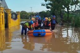 Tagana membantu penanganan daerah banjir di Tasikmalaya