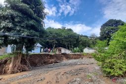 Puluhan rumah di Bone Bolango terancam erosi sungai
