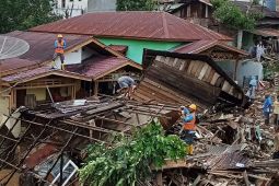 PLN Sumut  pulihkan aliran listrik pascabanjir di Padangsidimpuan