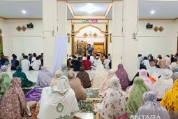 Kemenag Bolmut tingkatkan  sosialisasi zakat fitrah jelang Lebaran
