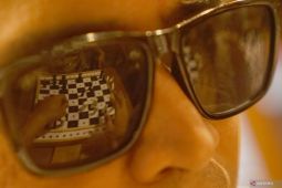 Ngabuburit bermain catur tuna netra