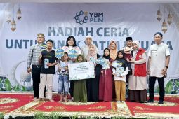 Ratusan Anak Yatim Dhuafa berbelanja bahagia bersama YBM PLN UID Kalbar