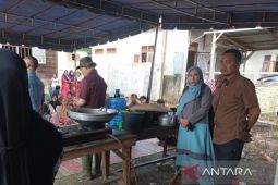 Kemensos salurkan bantuan bagi korban bencana banjir dan longsor di Tapanuli Selatan