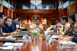 Presiden Prabowo gelar ratas dengan menteri di kediaman Hambalang