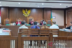 Mantan Dirut Indofarma didakwa rugikan negara Rp377,49 miliar