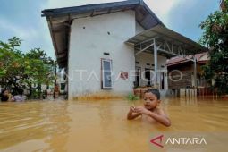 BPBD  salurkan 200 paket bantuan banjir di Kota Jambi