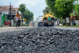 Perbaikan jalan rusak di jalur mudik Tulungagung