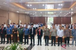 Lantik Panwaslu kecamatan dan kelurahan se-Kota Pangkalpinang, Imam Ghozali: Mereka harus segera terjun lapangan