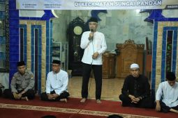 Wabup HSU punya ikatan sejarah denga Warga desa Hambuku