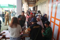 Pemprov Kalbar menggelar operasi pasar Lebaran di Bengkayang