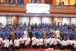 DPR RI bersama BGN sosialisasi program MBG di Kendari