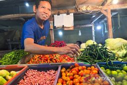 Harga bawang merah Rp45.600/kg, cabai rawit Rp85.400/kg